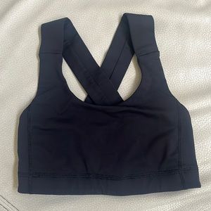 Lululemon black bra